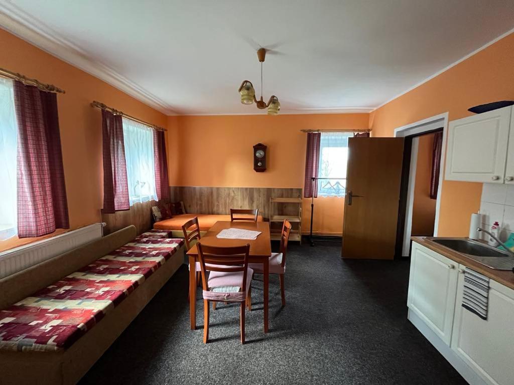 Apartmany Forest Kovářská Eksteriør bilde